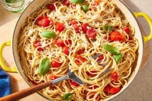 Simply-Recipes-Easy-Pasta-Pomodoro-LEAD-3-50cf1c0c6109449581ec2025a859eee6.jpg