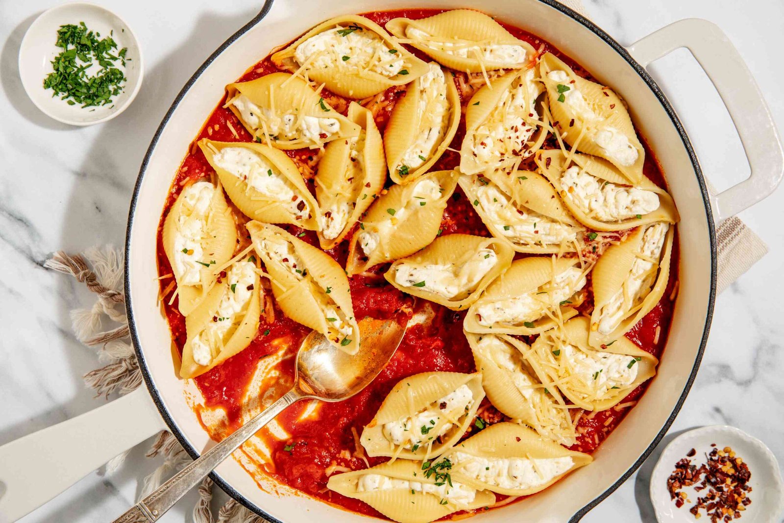 Simply-Recipes-Stovetop-Stuffed-Shells-LEAD-2-2058f79332fd4abfb87f78da947884d1.jpg